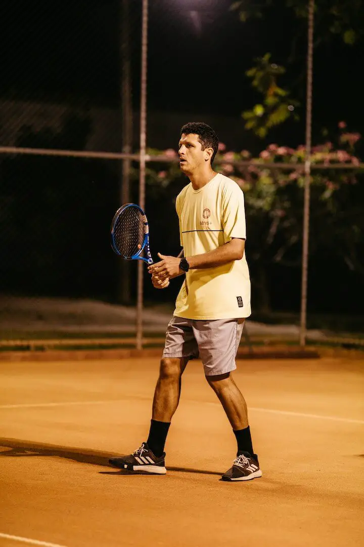 Tennis Dampeners vs No Dampeners