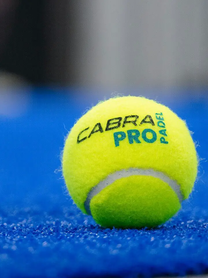 What’s Inside a Tennis Ball