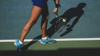 Wrist Snap vs Racquet Lag
